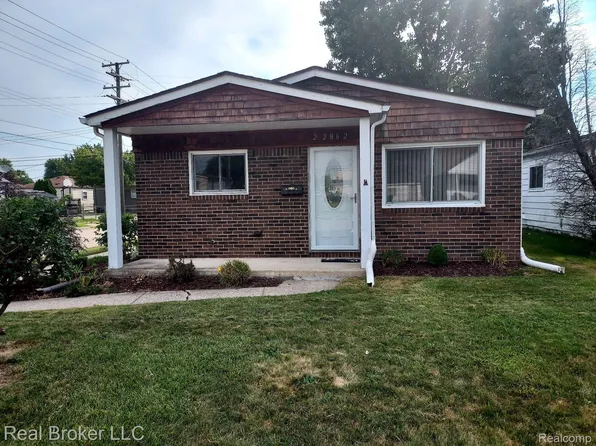 22862 Rein Ave, Eastpointe, MI 48021