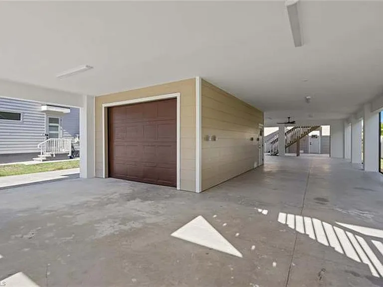 3085X Connecticut Ave — Photo 3