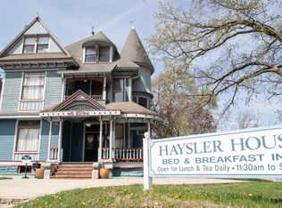 301 S 2nd St, Clinton, MO 64735