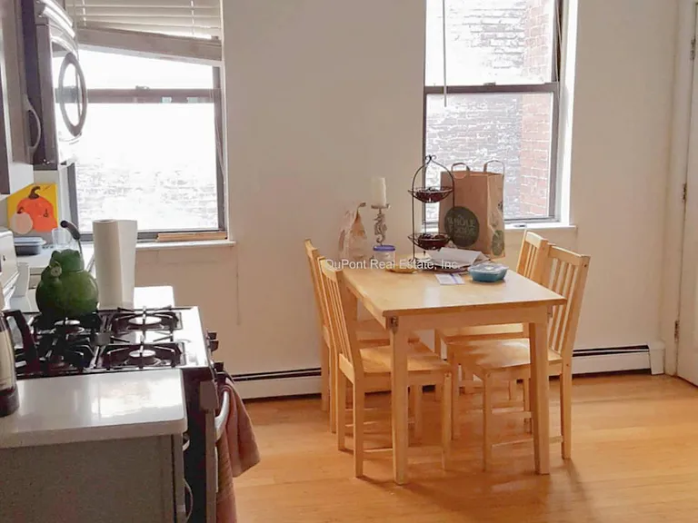 15 Thacher St #1 — Photo 2