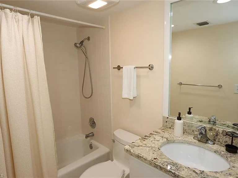 5550 Heron Point Dr #902 — Photo 20