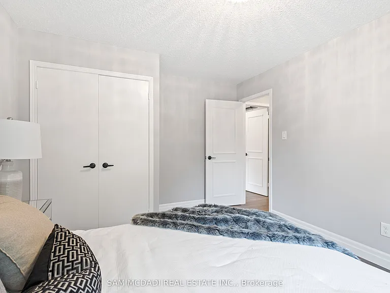 2535 Robin Dr — Photo 26