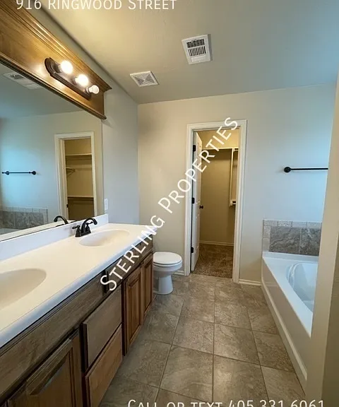 916 Ringwood St — Photo 14