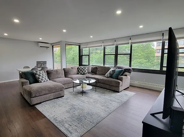 16610 Powells Cove Blvd APT 6C, Whitestone, NY 11357