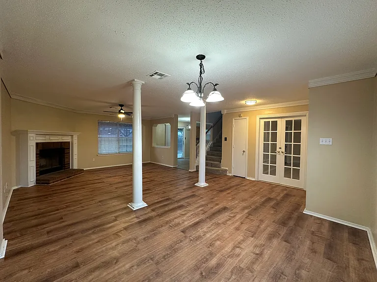 2312 Guy Cir — Photo 2