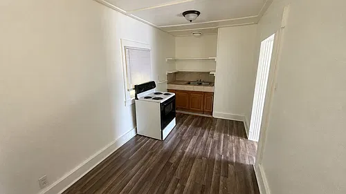 Floor plan 1868 Forsythe St.