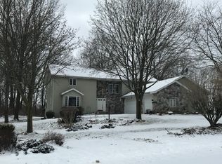 4535 E Sunset Dr, Syracuse, IN