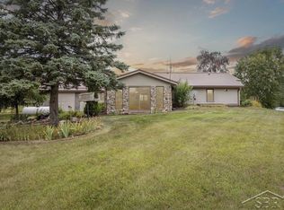 1866 E Townline 16 Rd, Pinconning, MI 48650