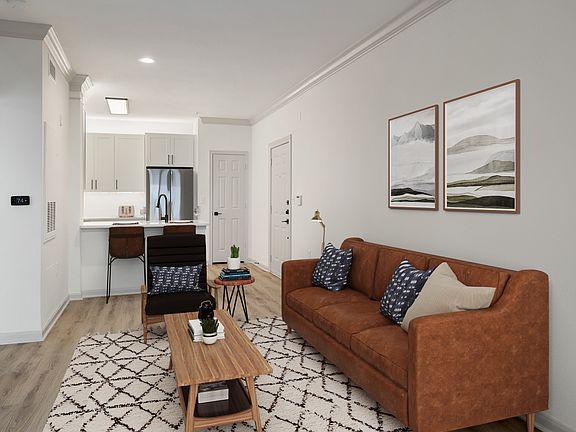 5th image of 777 Dunlavy St #5310