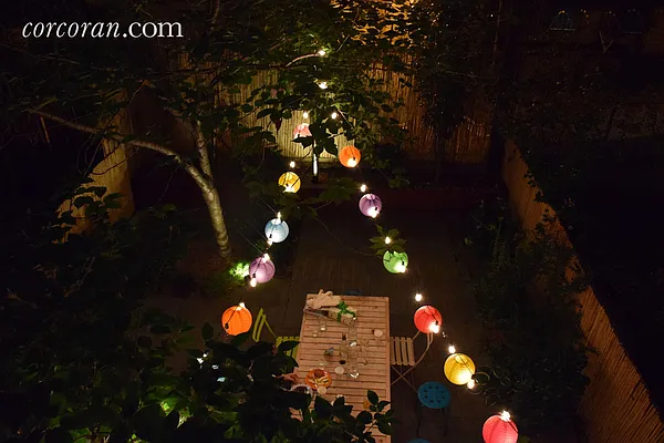 Sold by Corcoran | media 14