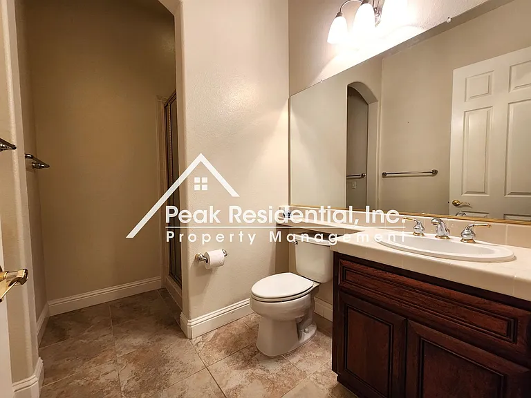1044 Sandwick Way — Photo 17