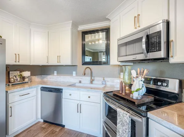 3475 Paseo De Brisas Unit 38, Oceanside, CA 92056