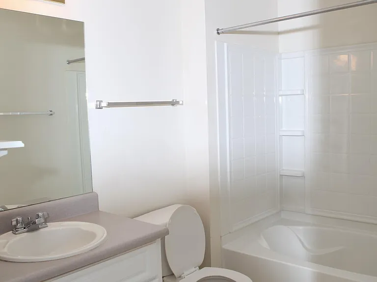 4304 Walden Park Dr #4304 — Photo 3