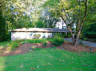 1285 Valley Ct, Roswell, GA 30075
