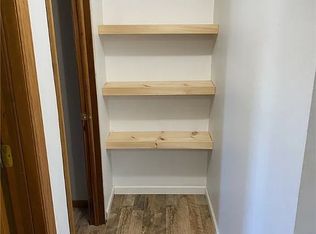 11 Central Ave, Elkview, WV 25071