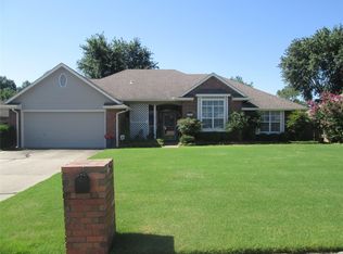 3407 Canterbury Ave, Muskogee, OK 74403