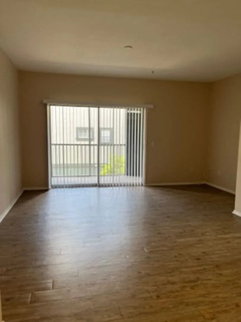 $300 Off First Months Rent! - The Preserve At Temple Terrace — Photo 2