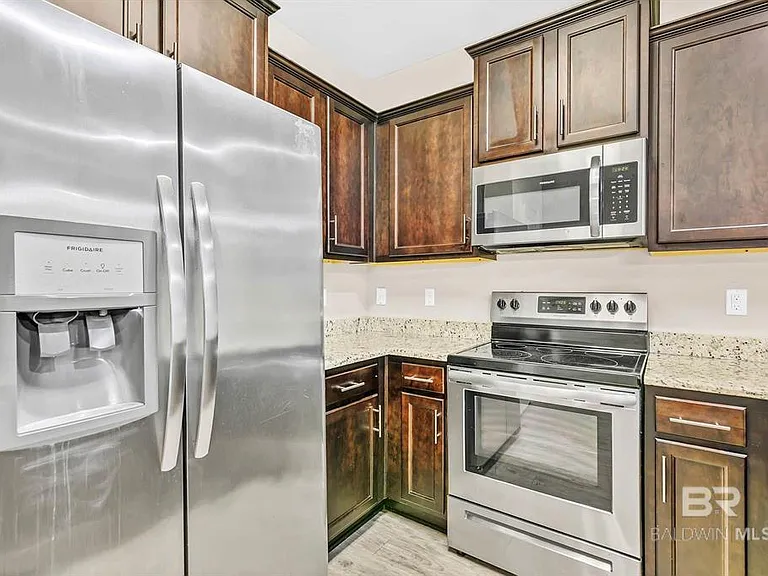 25806 Pollard Rd #22 — Photo 16