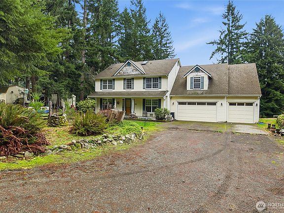 3rd image of 25409 159th Avenue E