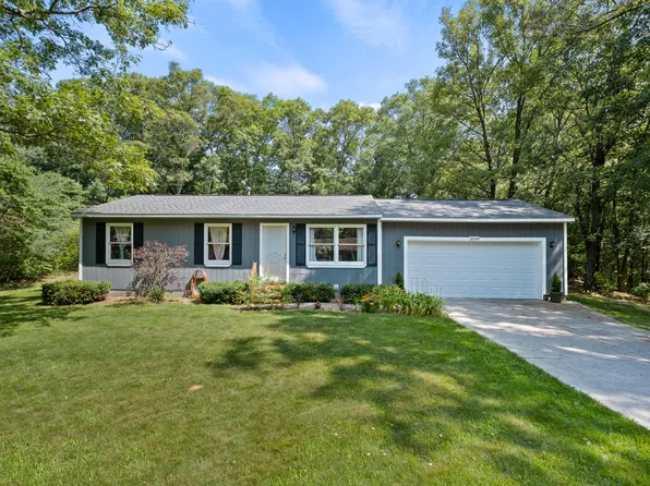 3048 Anne Ave, Twin Lake, MI 49457