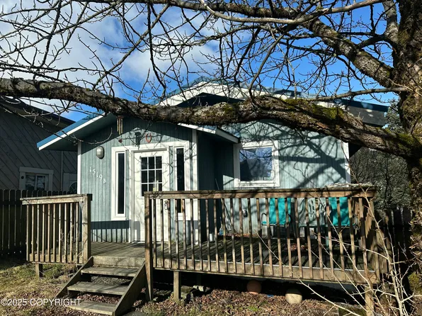 1519 Mission Rd, Kodiak, AK 99615