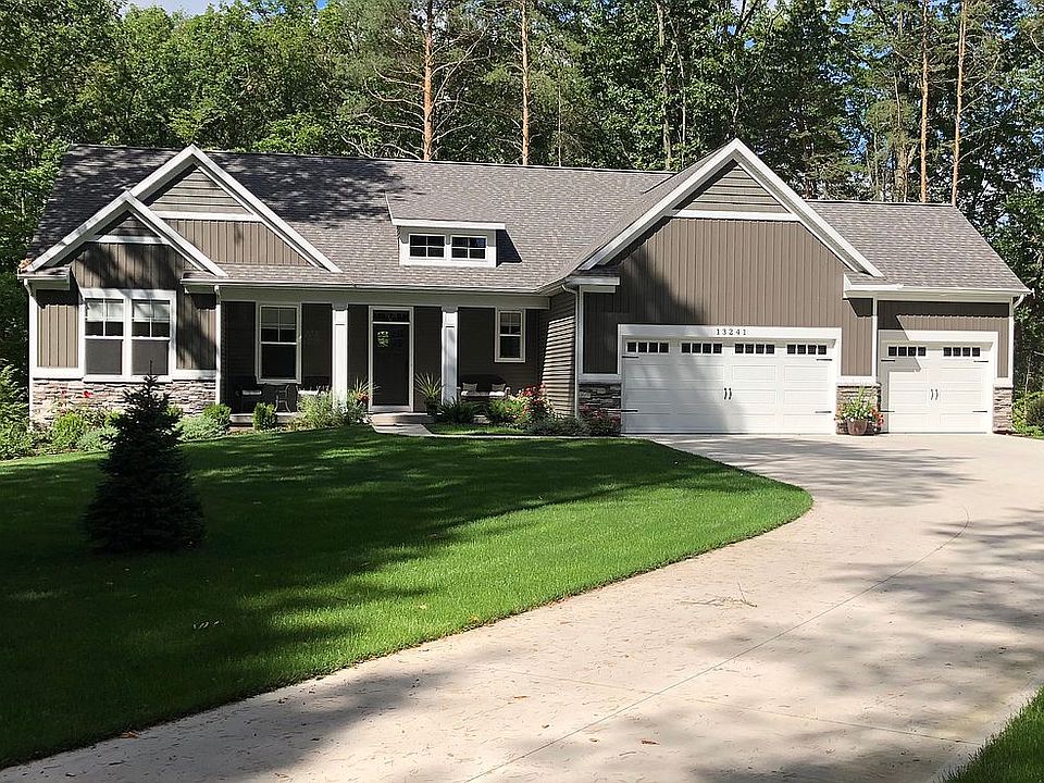 1st image of 13241 Ducheny Dr NE