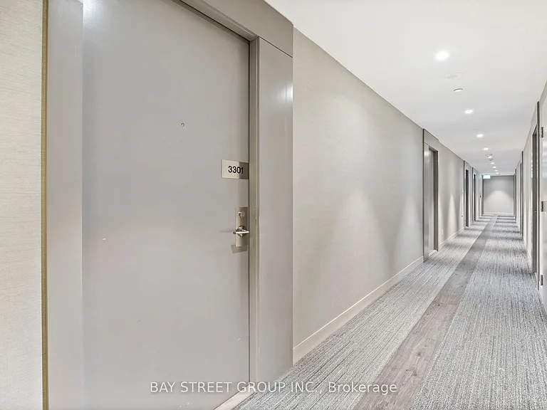 19 Western Battery Rd #3301 — Photo 6