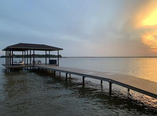 6161 Apache Dr, Mabank, TX 75156