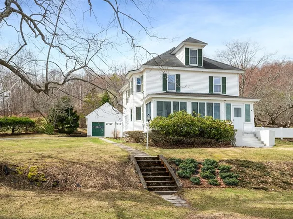 64 Whitehall Rd, Amesbury, MA 01913