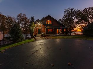 335 Mallard Point Cir, Camden, TN 38320
