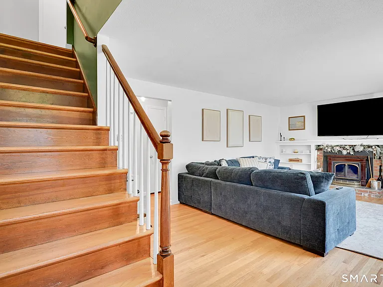 61 Kelly Ln — Photo 16