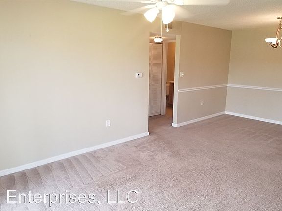 2nd image of 214 Lake Parsons Grn Unit 105