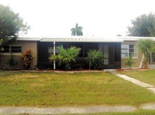 371 Fairhaven St, Port Charlotte, FL 33952