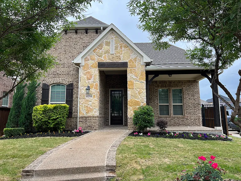 4211 Peach Blossom Dr — Photo 11