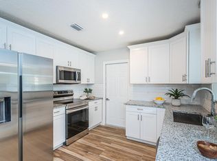 8731 Rose Way, Seminole, FL 33772