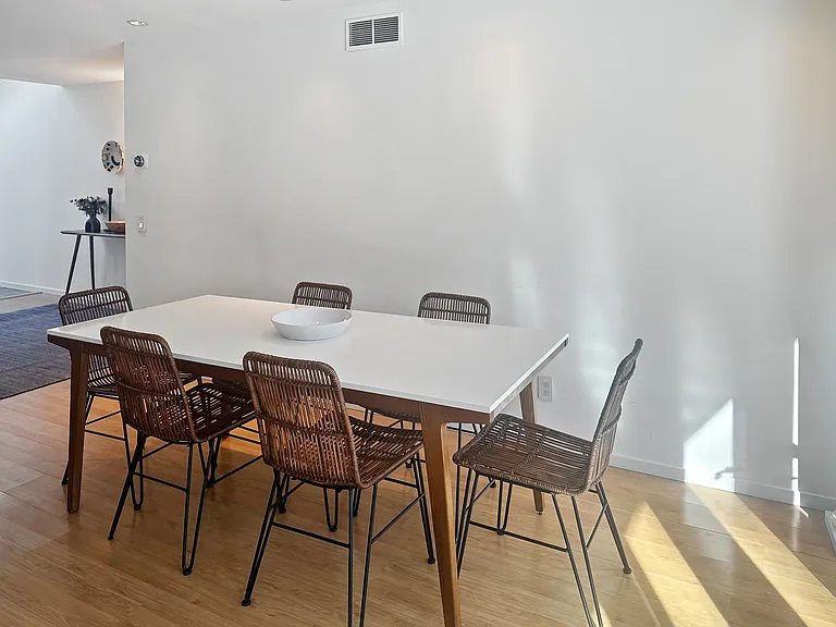 250 Pine Tree Ct — Photo 13