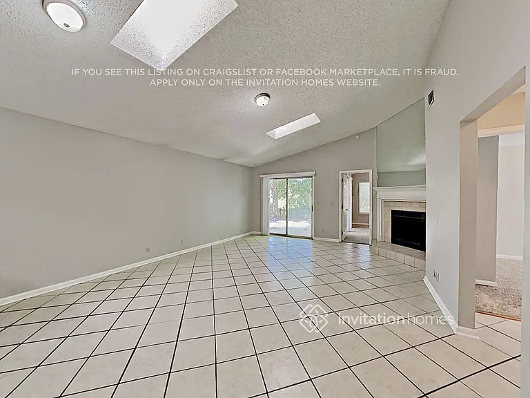 385 Filmore Dr — Photo 3