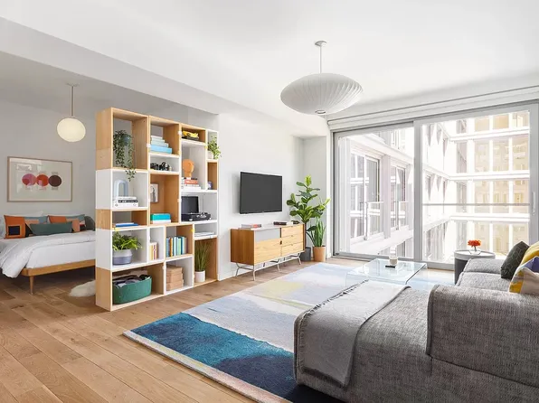 547 West 47th Street image 1 of 15