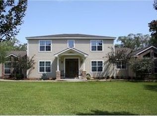 1513 Foxfire Dr, College Station, TX 77845