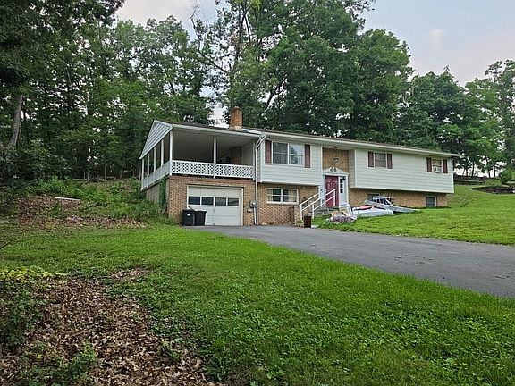 3rd image of 14903 Haines Dr SW