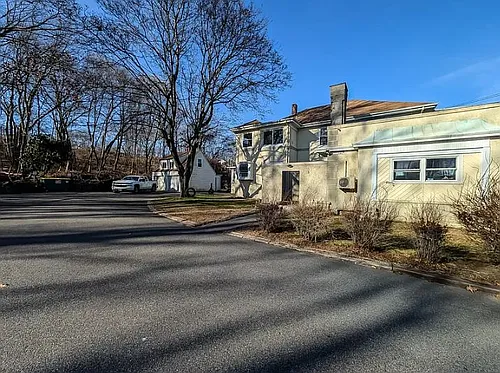 1423 Manville Rd #1 Photo 1