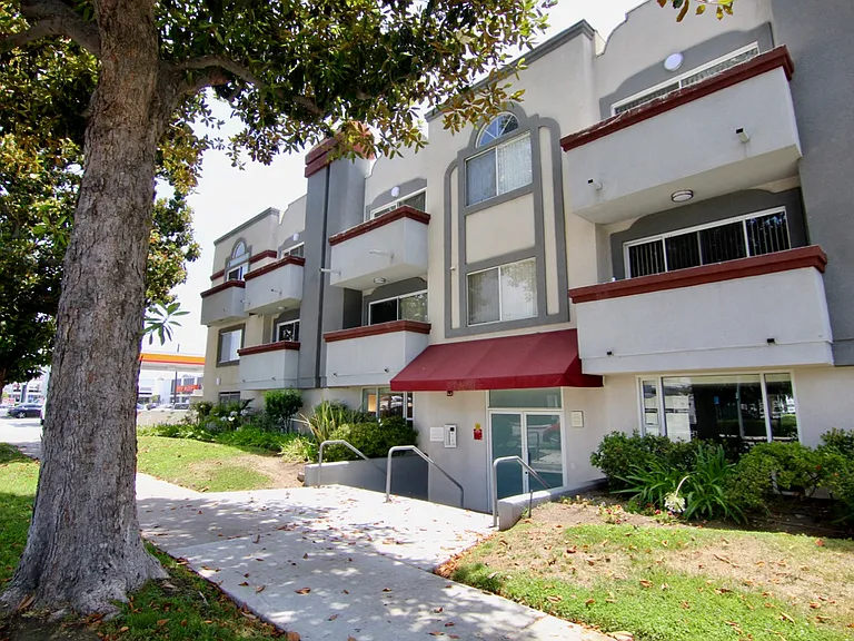 Entrance to Magnolia Terrace Apartments and lobby.