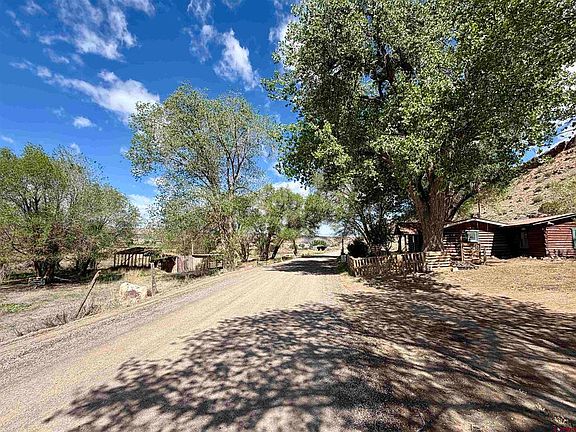 3rd image of 16252 Shavano Valley Road