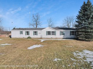 5363 S Townhall Rd, Sheridan, MI 48884