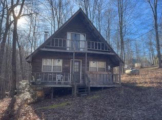 137 Jacks Dr, Wellington, KY 40387