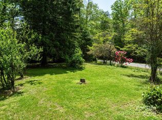 99999 Thumper Ln, Arden, NC 28704