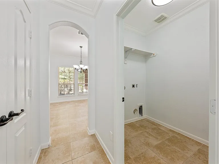 2642 Tacoma Springs Dr — Photo 18
