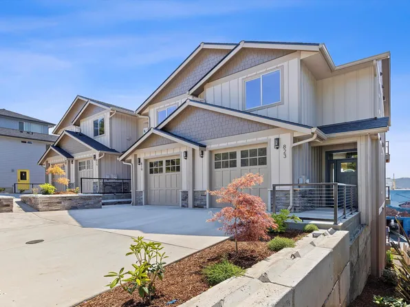 819 SW 13th St #2, Newport, OR 97365