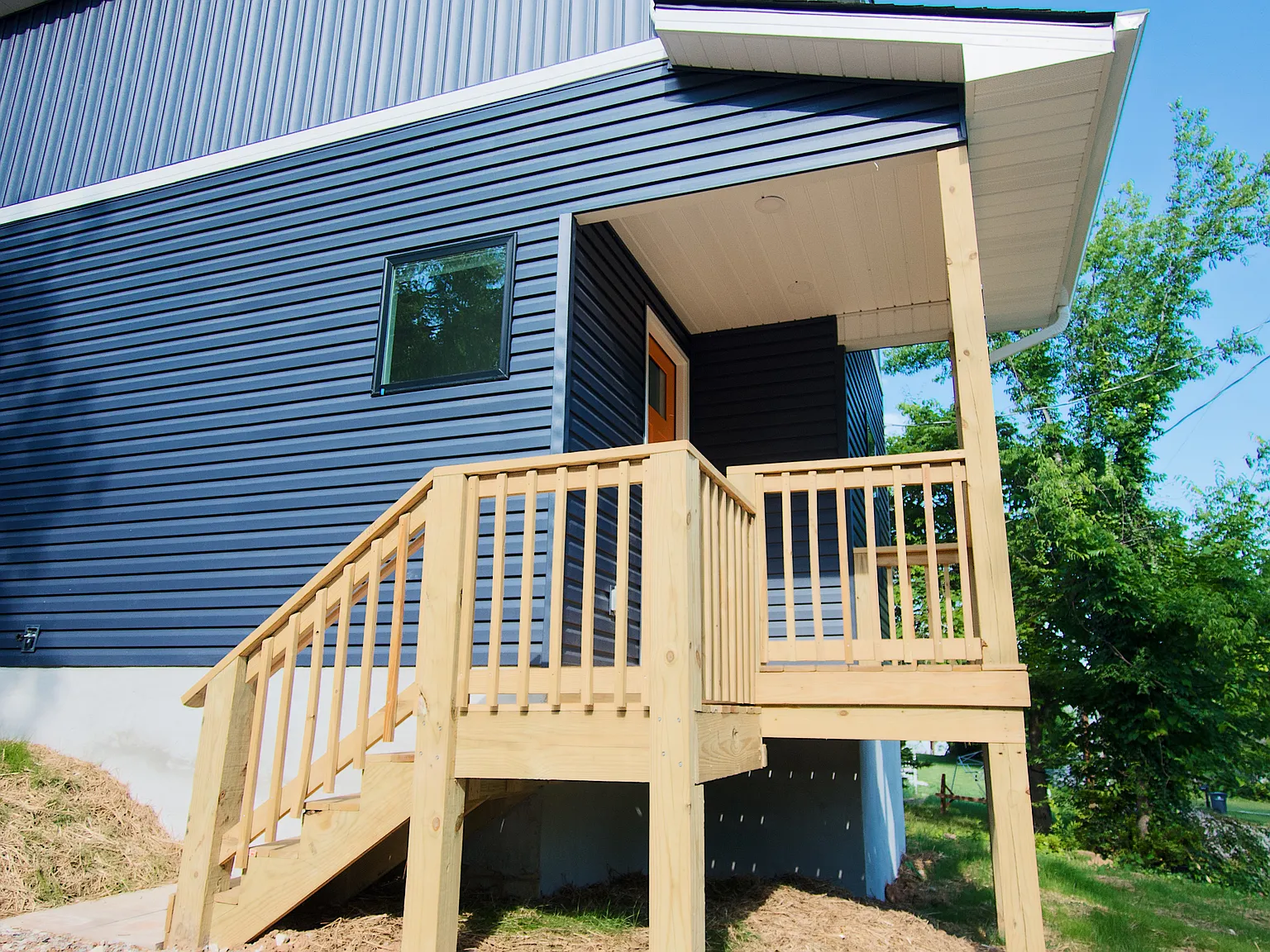 3 bed, 1350 sqft, $1,150 — Photo 2