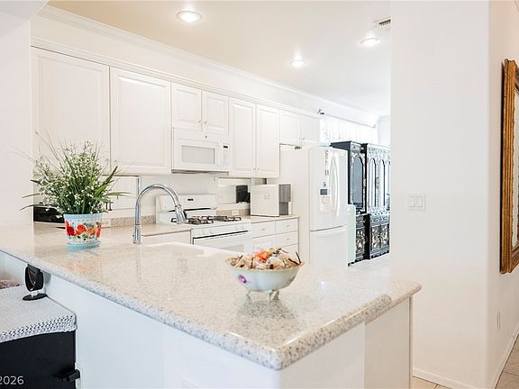 4th image of 1818 Eagle Mesa Ave